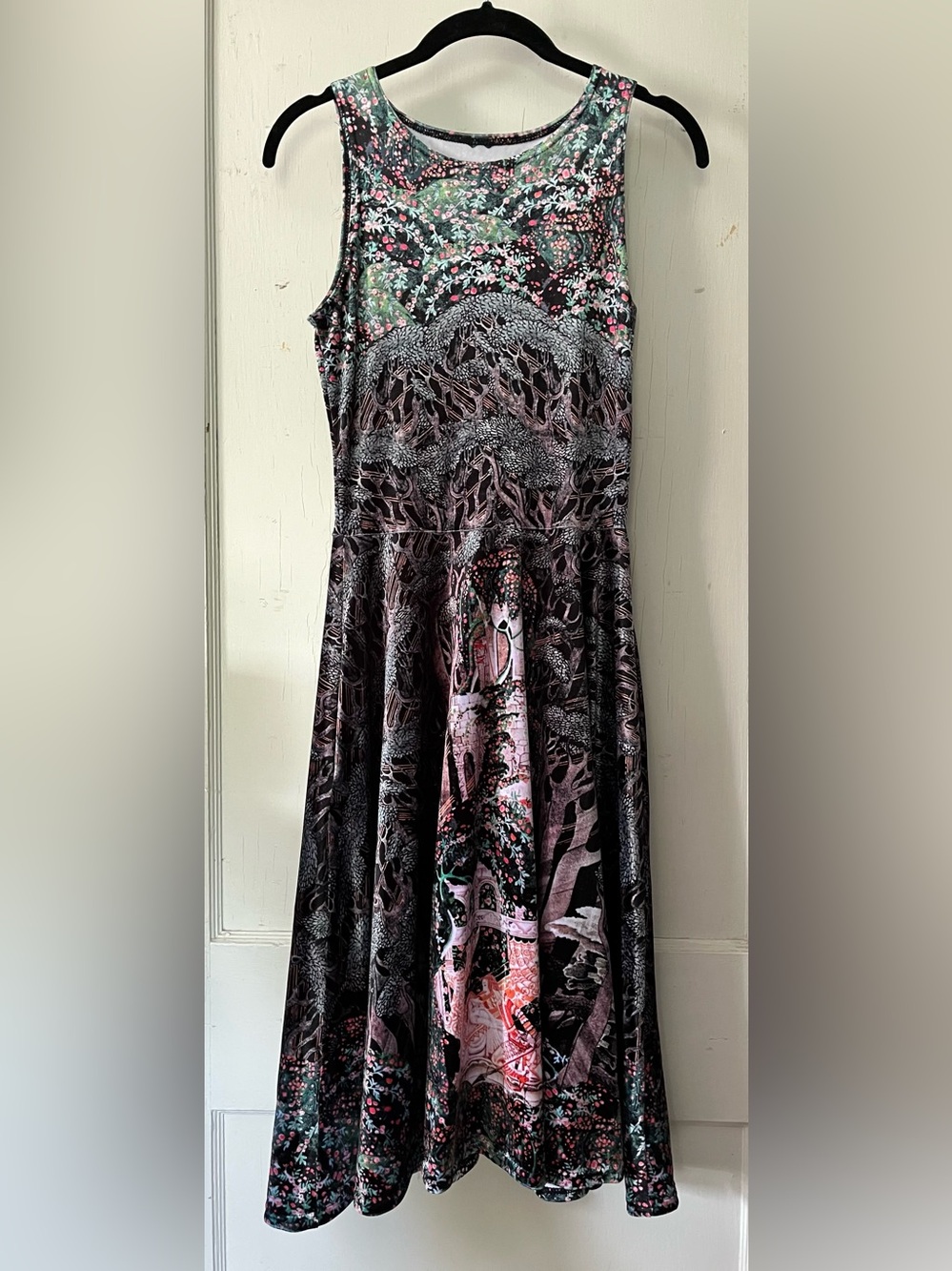 Blackmilk Nielsen Sleeping Beauty Midi Dress RARE Sz S